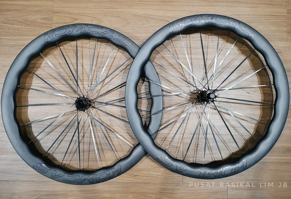 Komcas Evo Max 50 Disc Carbon Wheelset