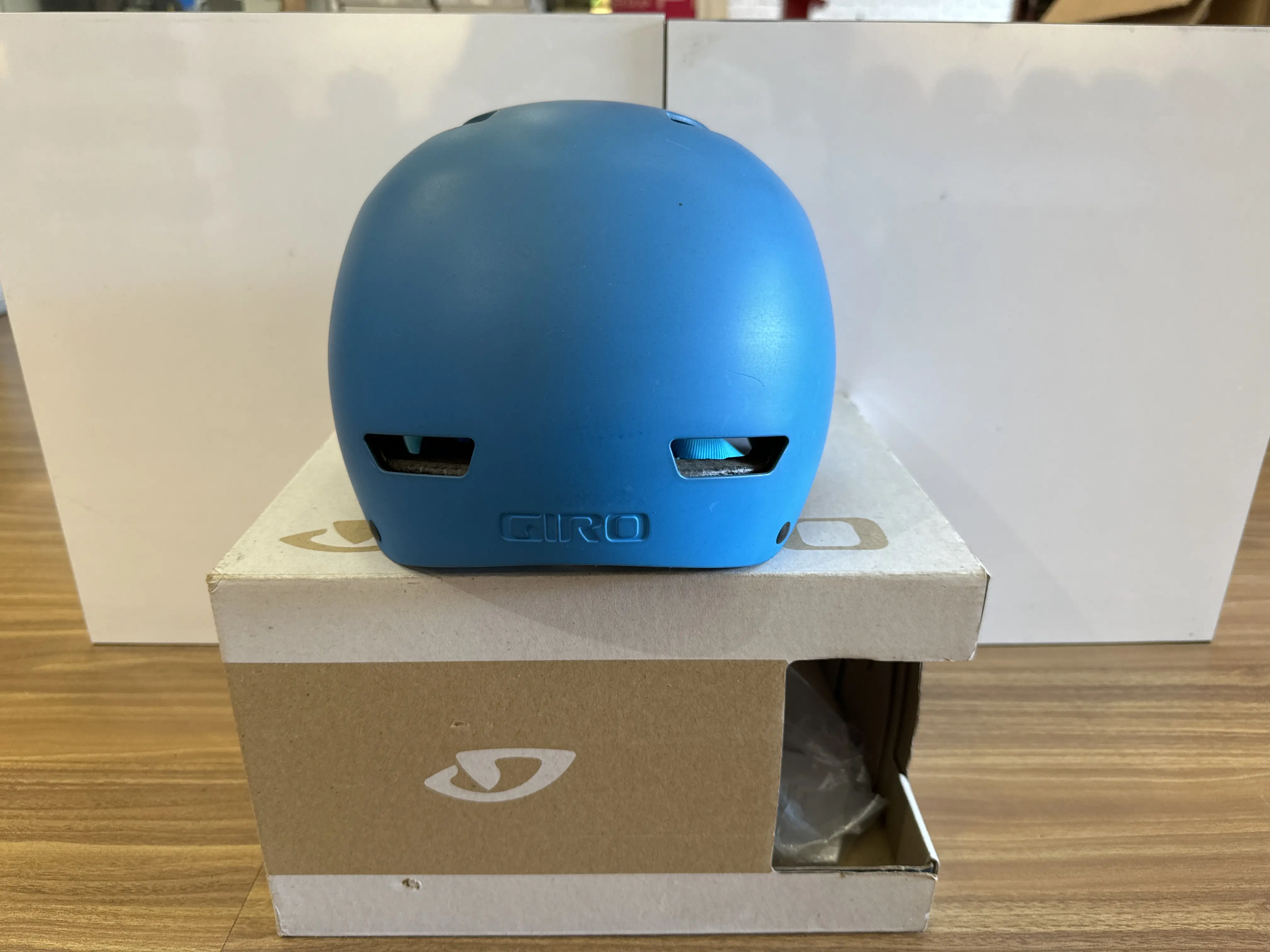 Giro Helmet Quarter