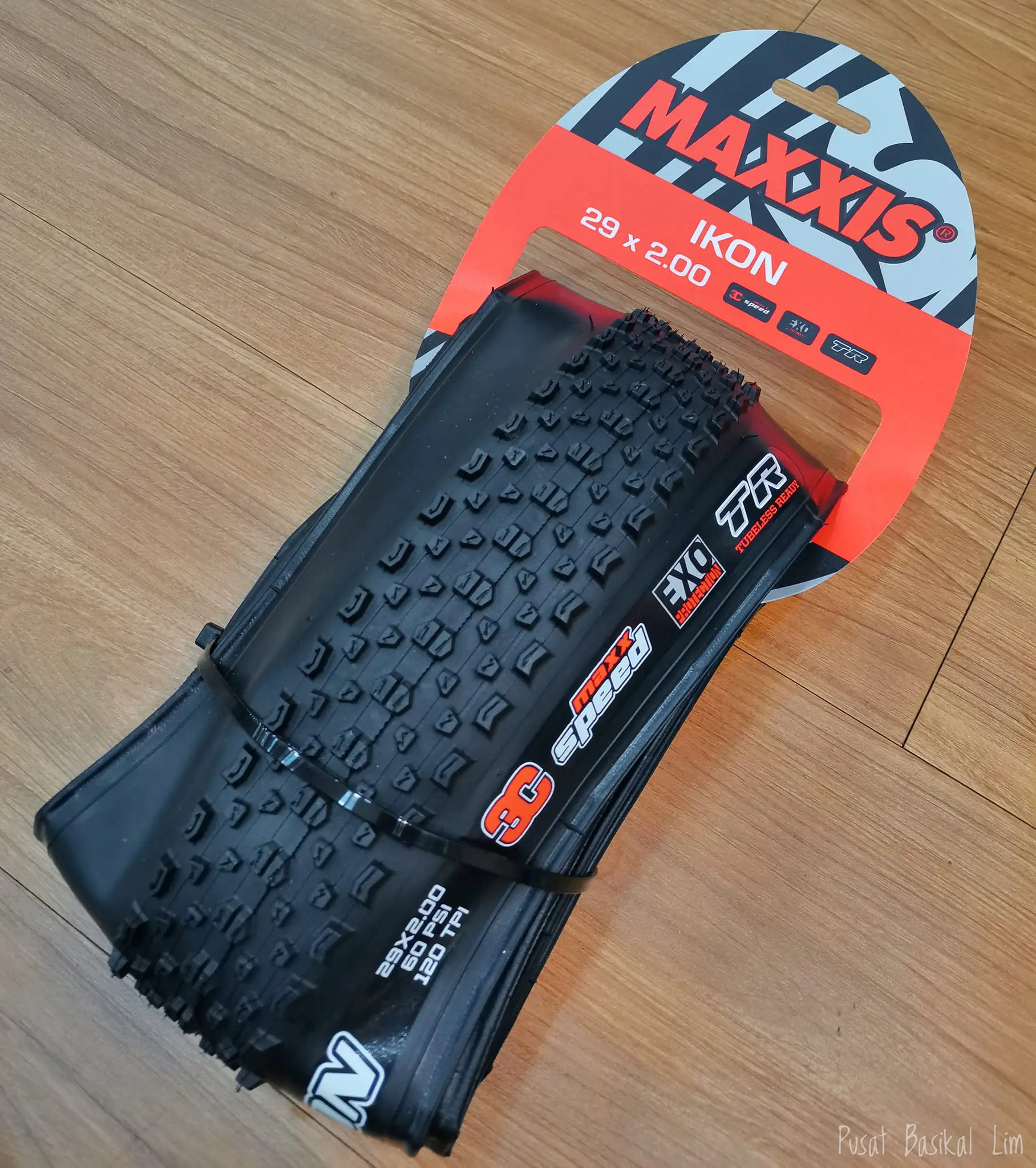 Maxxis Ikon 29 Tubeless Ready Tire
