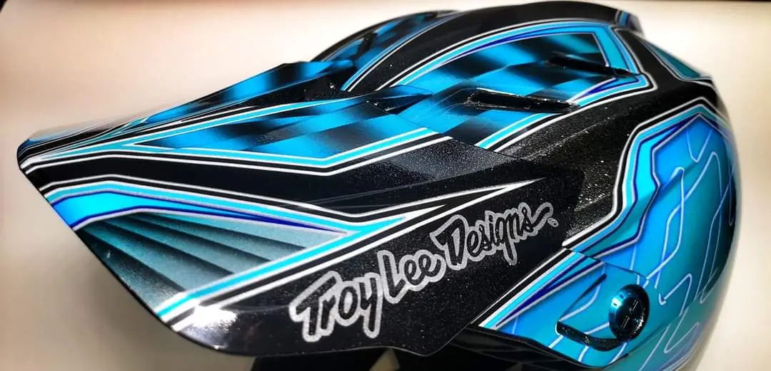 Troy Lee Designs D4 Helmet FULL FACE- Size XL, Unmatched Performance, RM1450!" - Unbeatable Protection at a Steal of RM1450!"