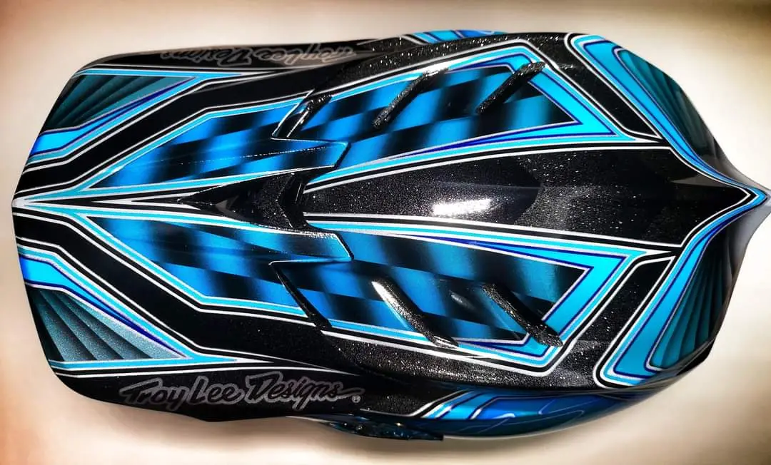 Troy Lee Designs D4 Helmet FULL FACE- Size XL, Unmatched Performance, RM1450!" - Unbeatable Protection at a Steal of RM1450!"