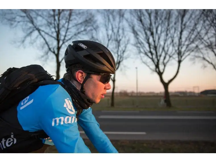 Abus Viantor Cycling Helmet