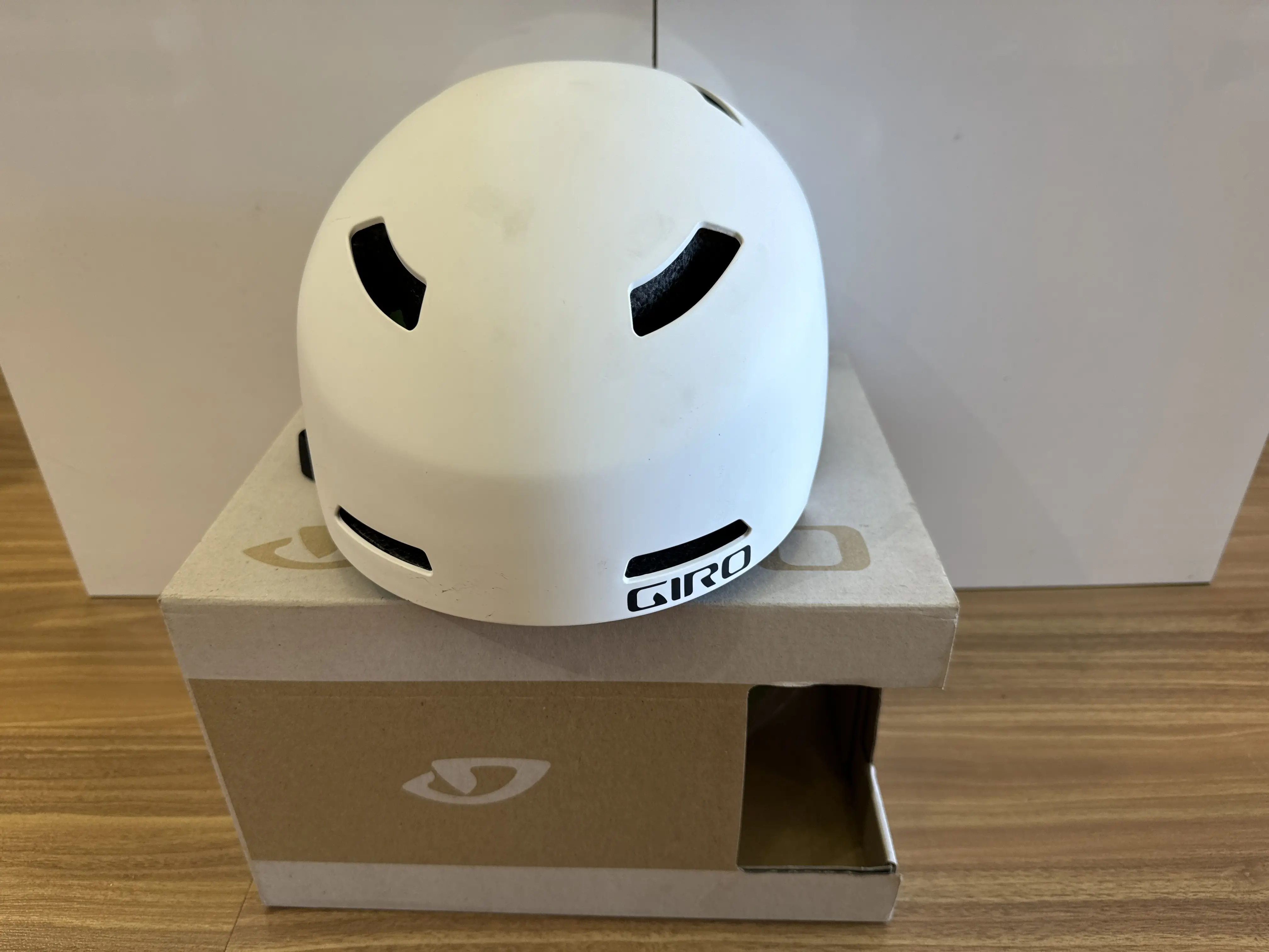 Giro Helmet quarter