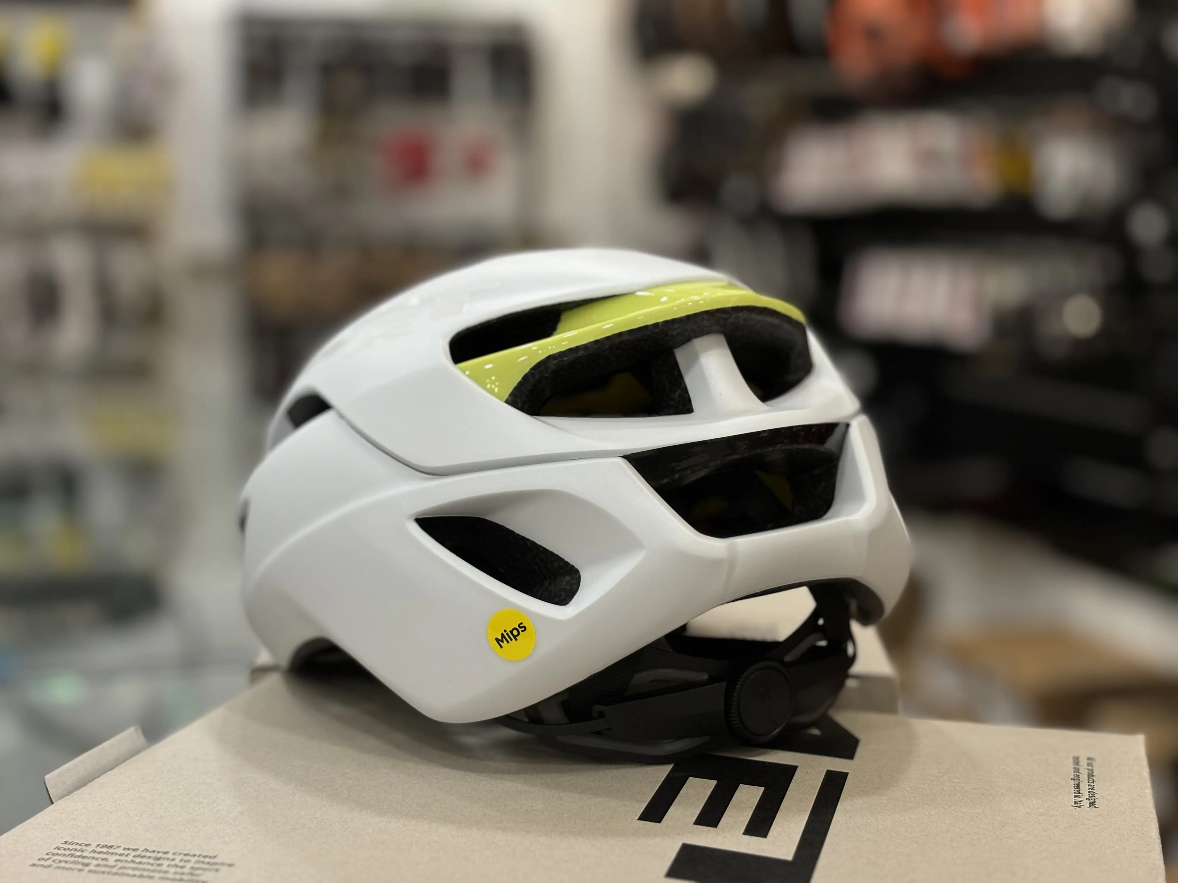 MET Rivale MIPS Road Helmet - Limited Edition