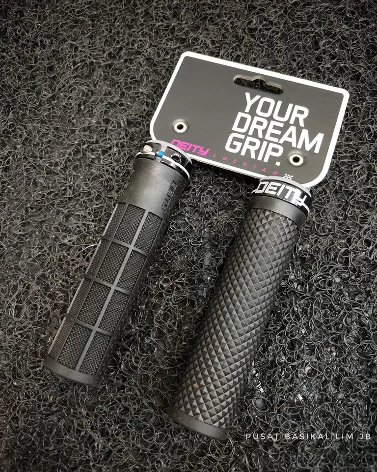 DEITY Lockjaw Grip