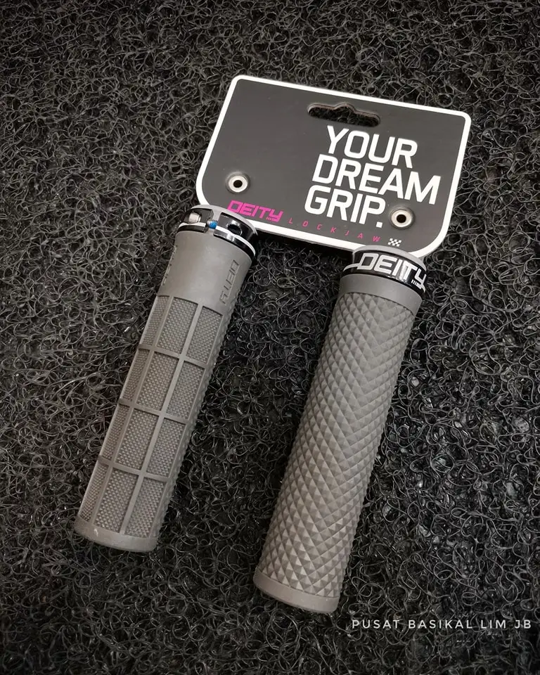 DEITY Lockjaw Grip