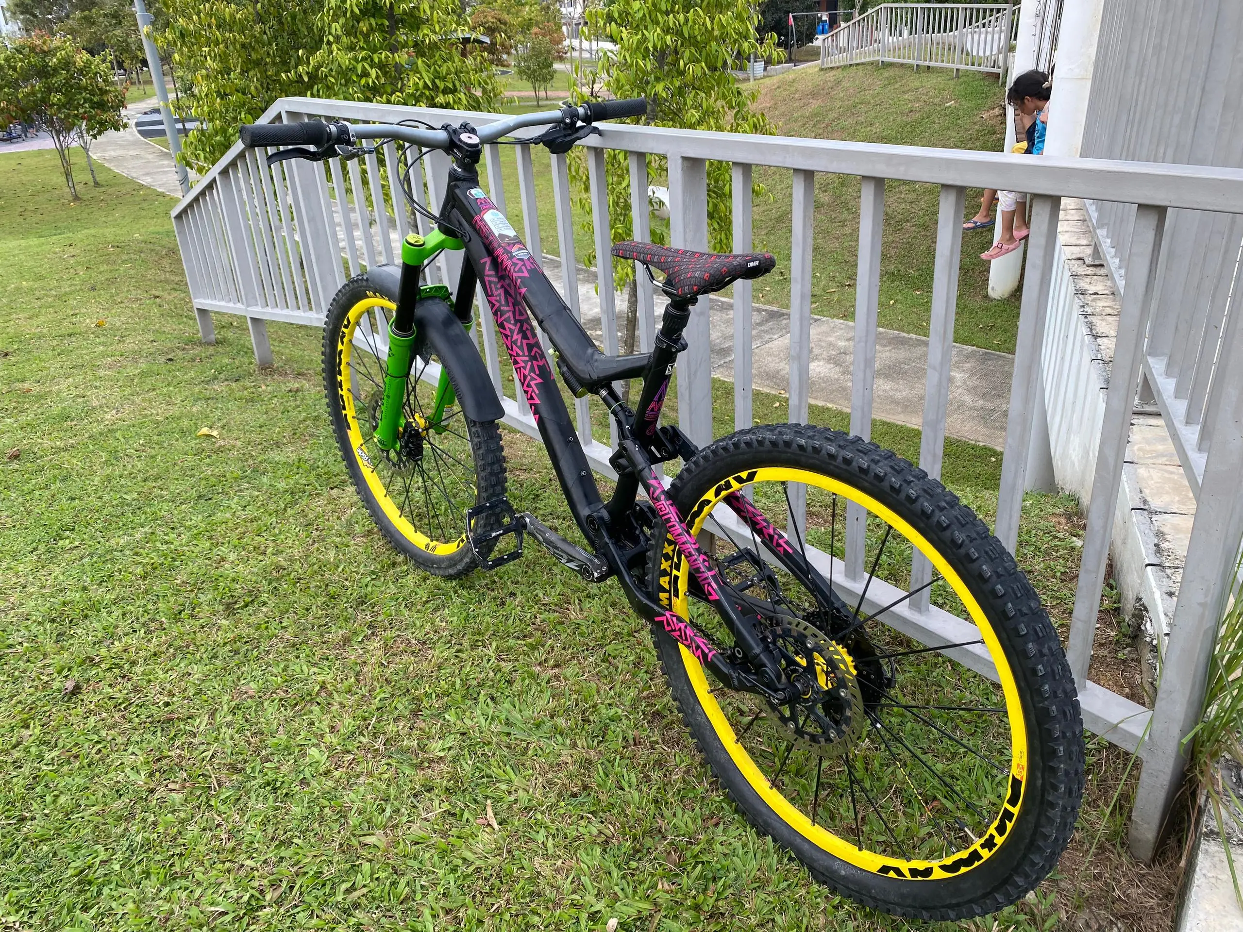 Commencal meta V4
