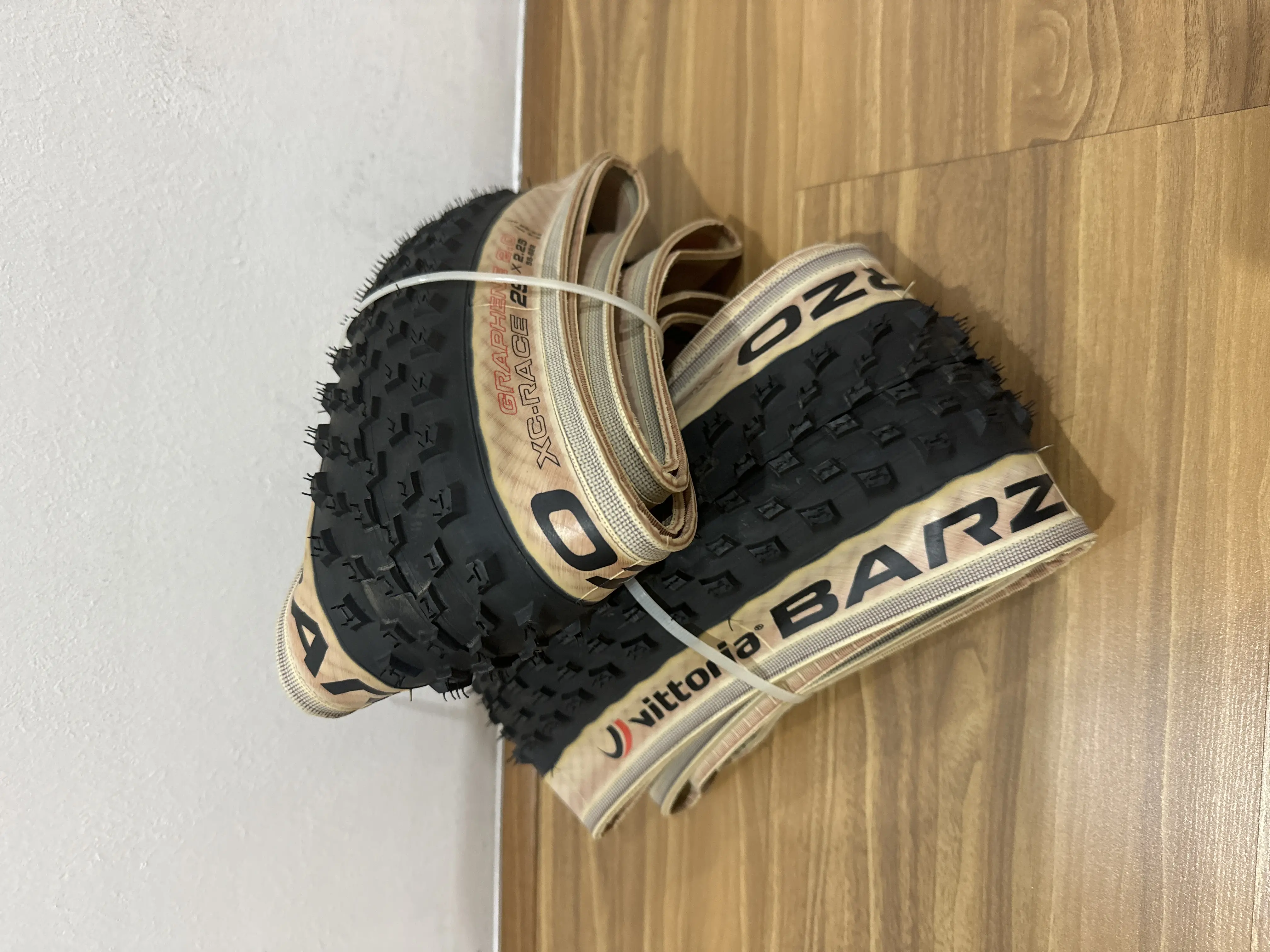 Vittoria Barzo Graphene 2.0 XC Race 29x2.25