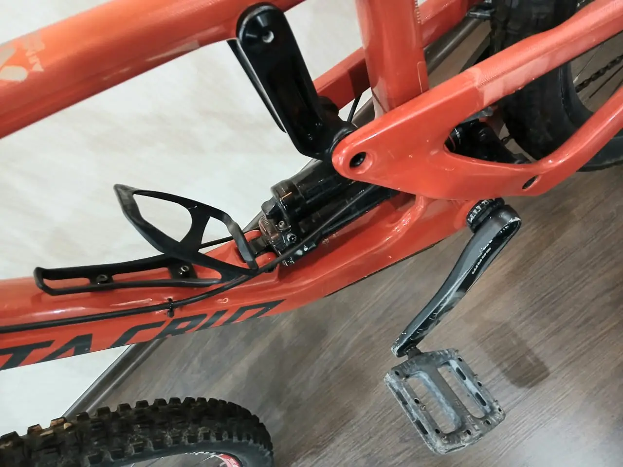 Santa Cruz Nomad V4 2019 Carbon C - M Size "27.5" rim"