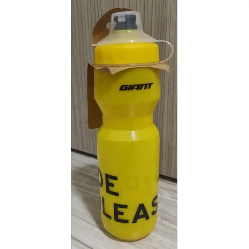 Never Series Water Bottle 2023 - Giant in Pink, Yellow, Transparent White and Black 750ml