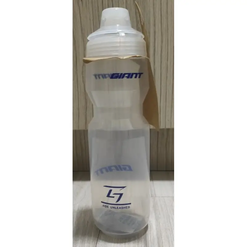 Never Series Water Bottle 2023 - Giant in Pink, Yellow, Transparent White and Black 750ml