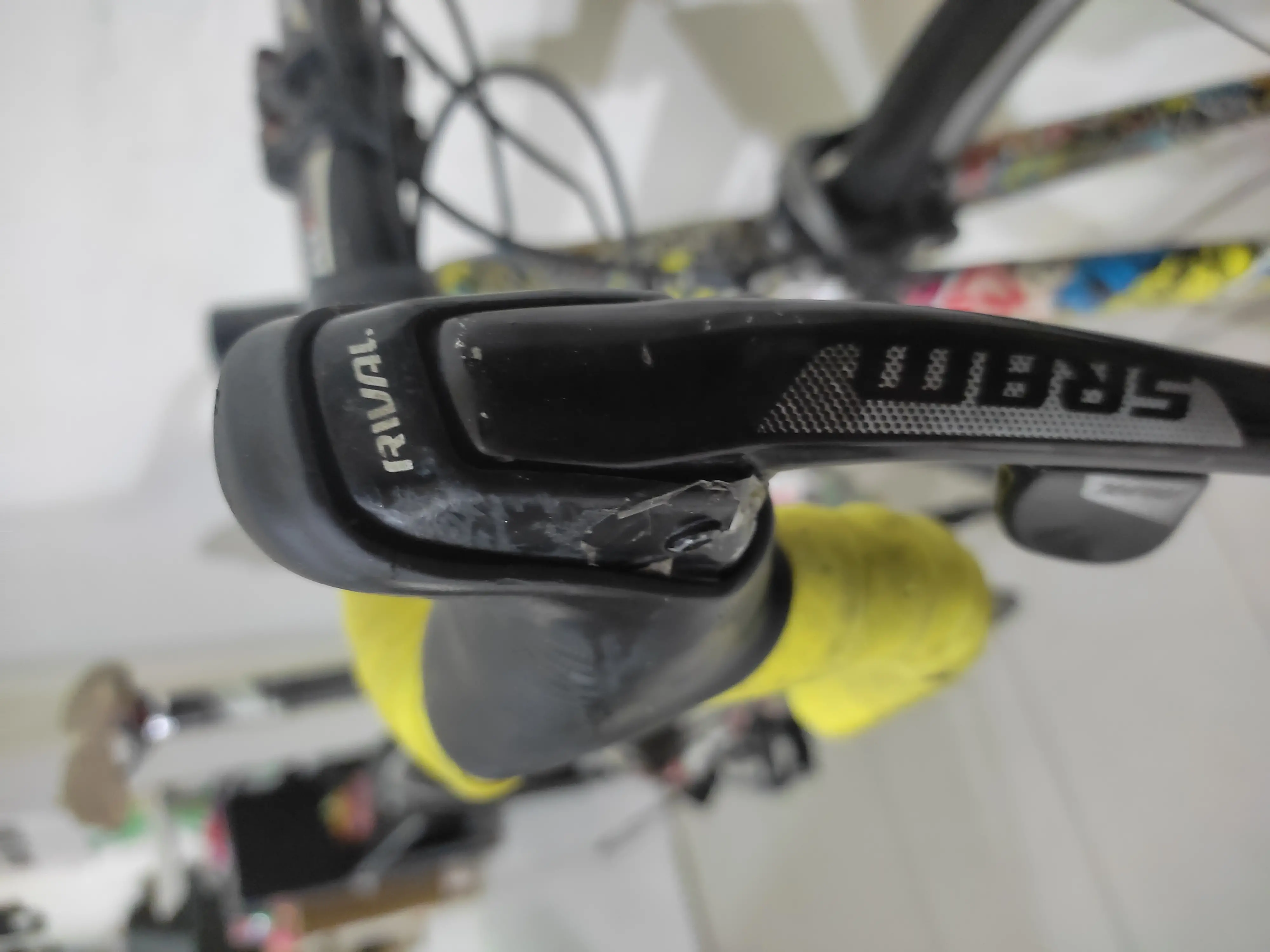 EMC ROAD BIKE CARBON