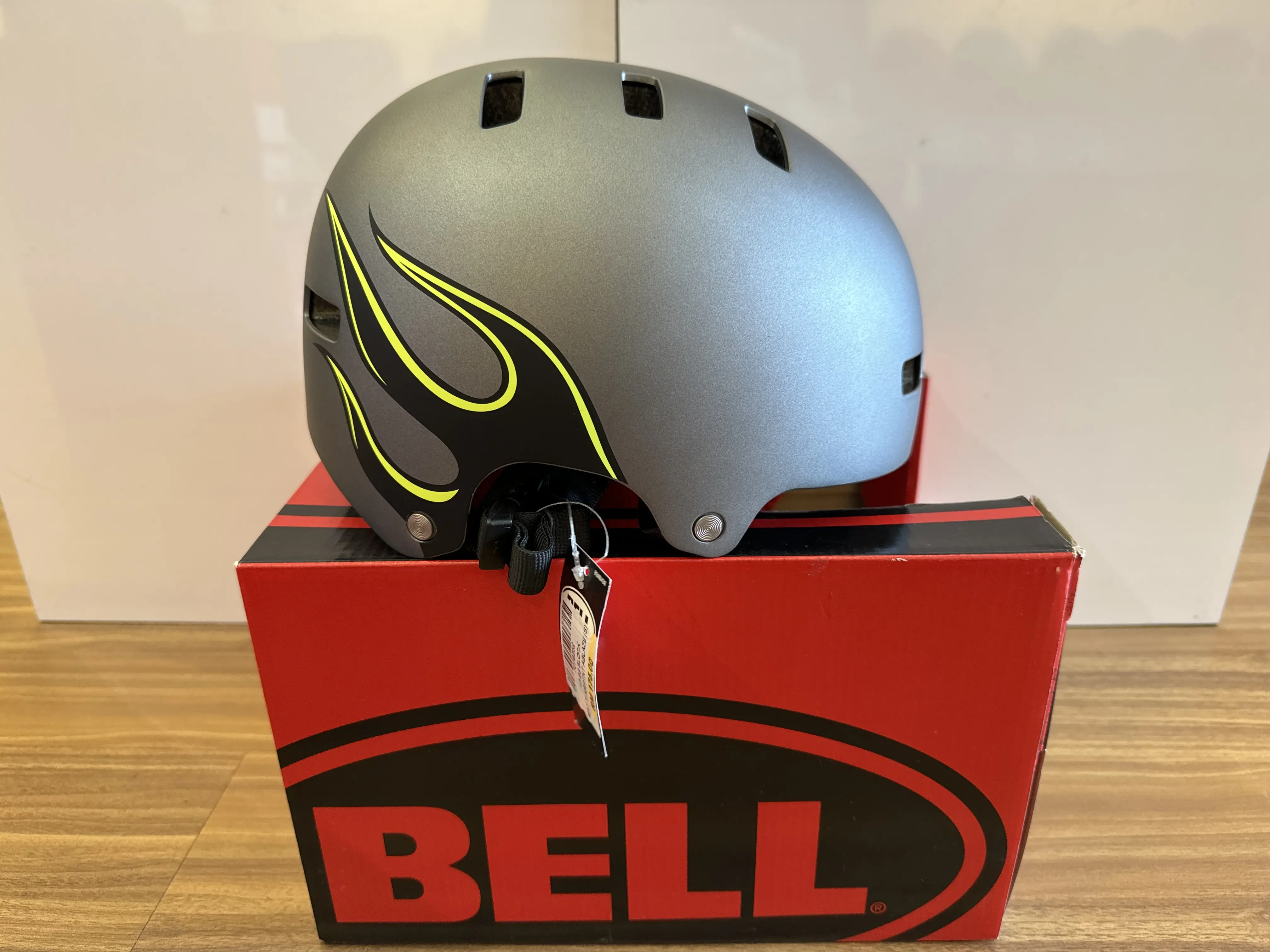 Bell helmet