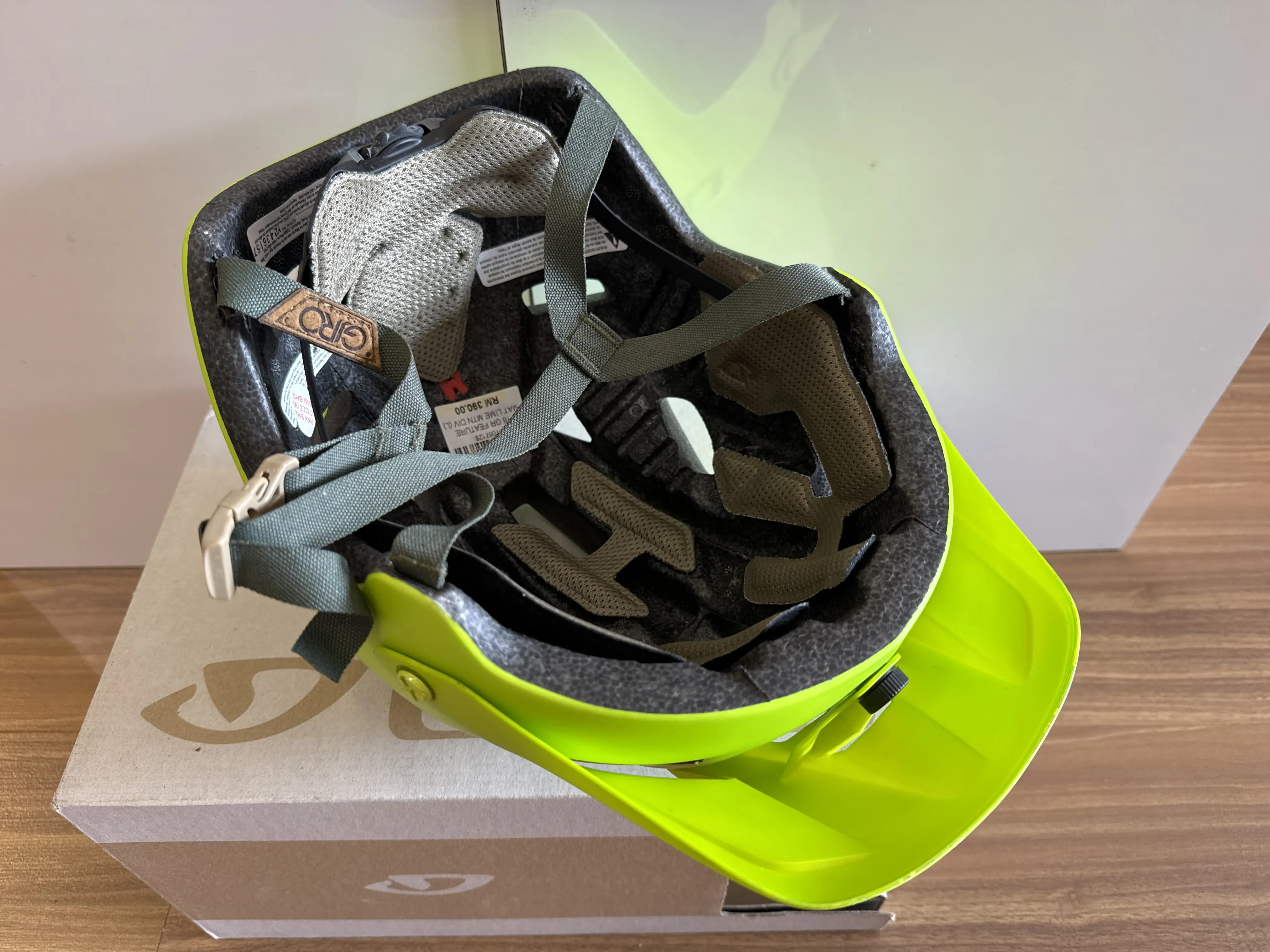 Giro helmet Feature