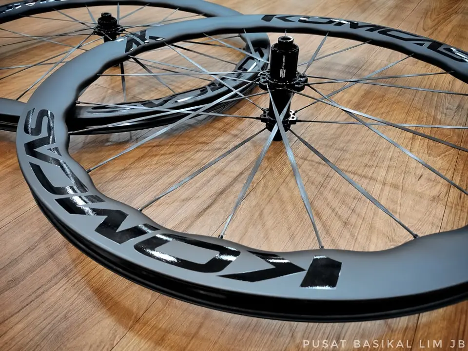 Komcas Evo Max 50 Disc Carbon Wheelset