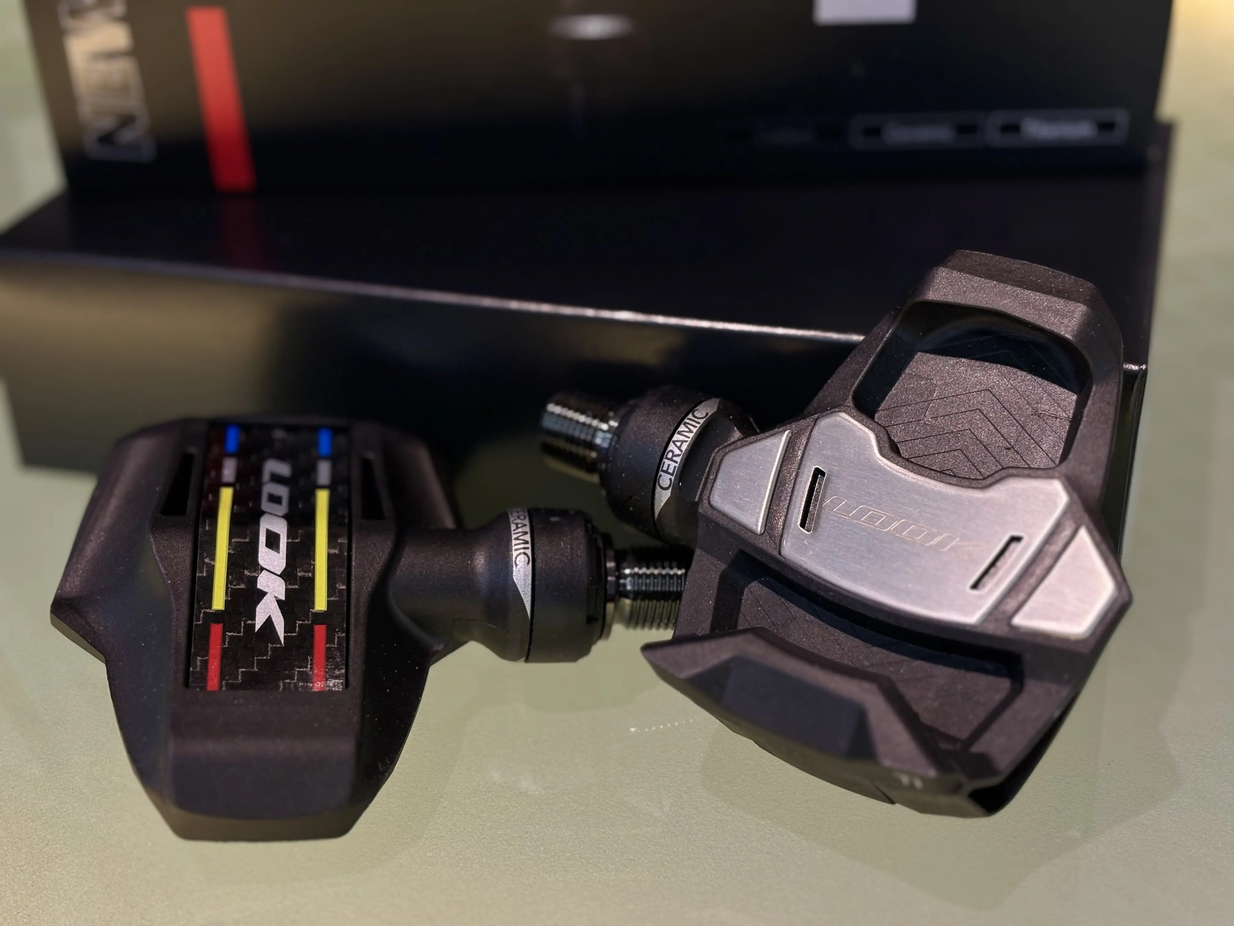 New Look Keo Blade Carbon Ceramic Ti Road Pedal !!!
