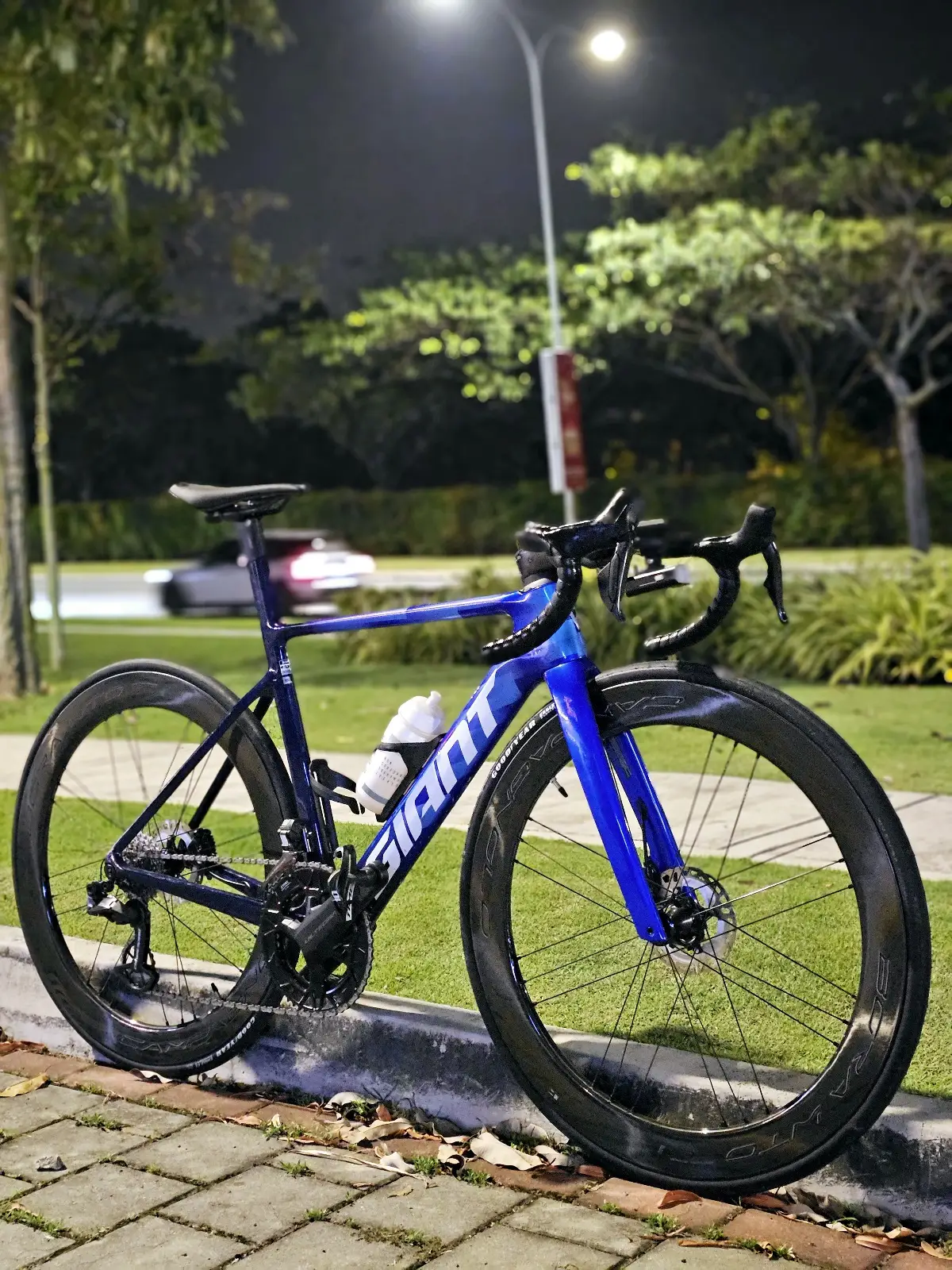 Giant Propel Advance SL (Size XS)