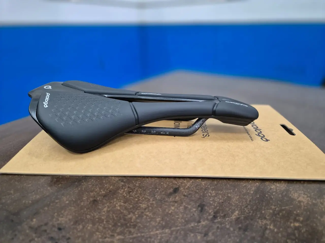 Prologo Scratch M5 Pas Nack (Carbon) Saddle (140 / 147)mm - Brand New !!
