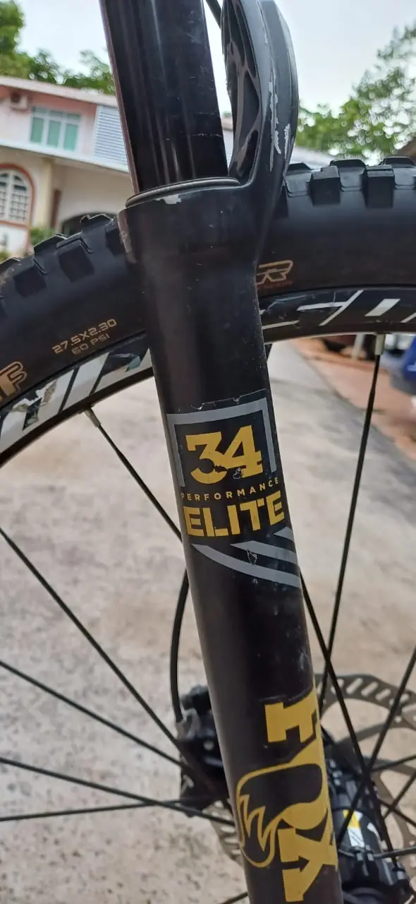 Specialized Stumpjumper 27.5 Carbon