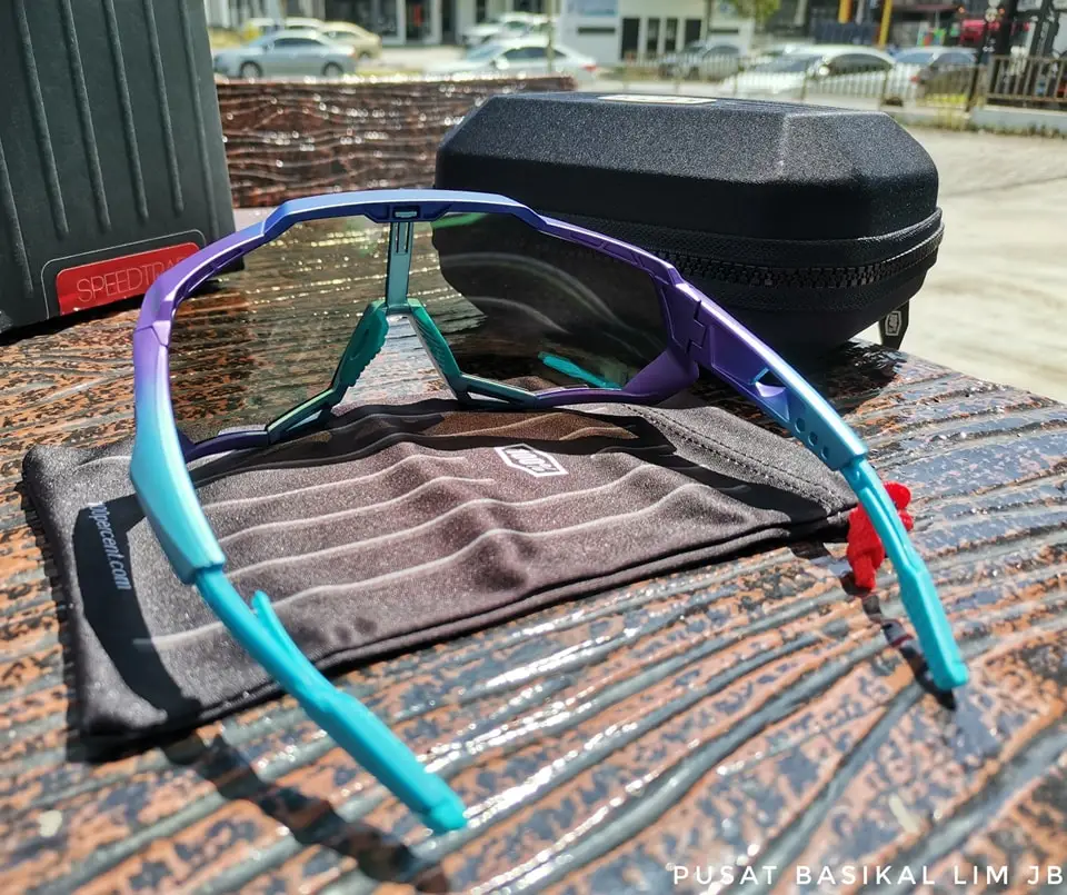 Ride 100% Speedtrap - Matte Metallic Into the Fade Blue Topaz Multilayer Mirror Lens