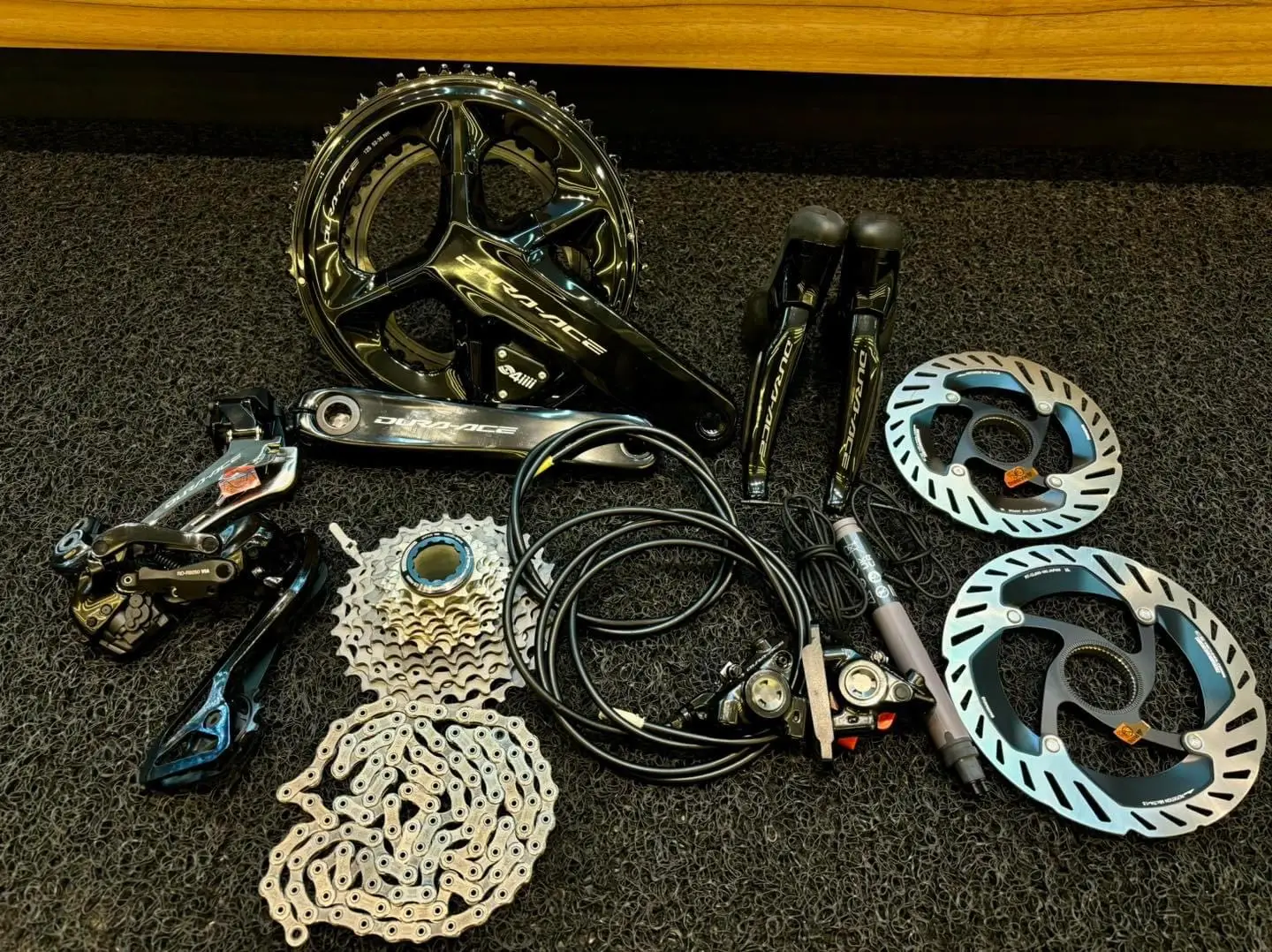 Shimano Dura Ace R9270 12s Di2 Groupset with 4i Power Meter
