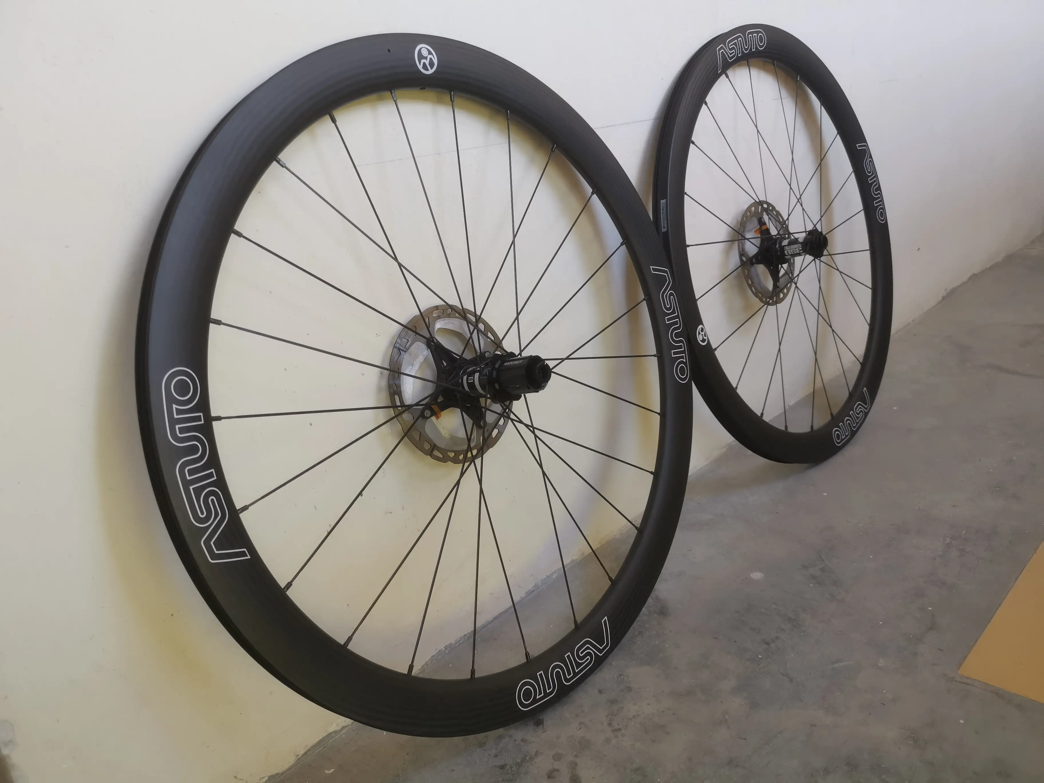 Astuto 45mm disc wheelset for sell!