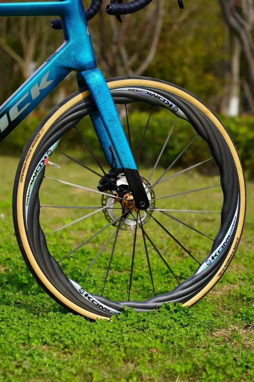 KOMCAS  2024 Muscle Carbon Wheelset
