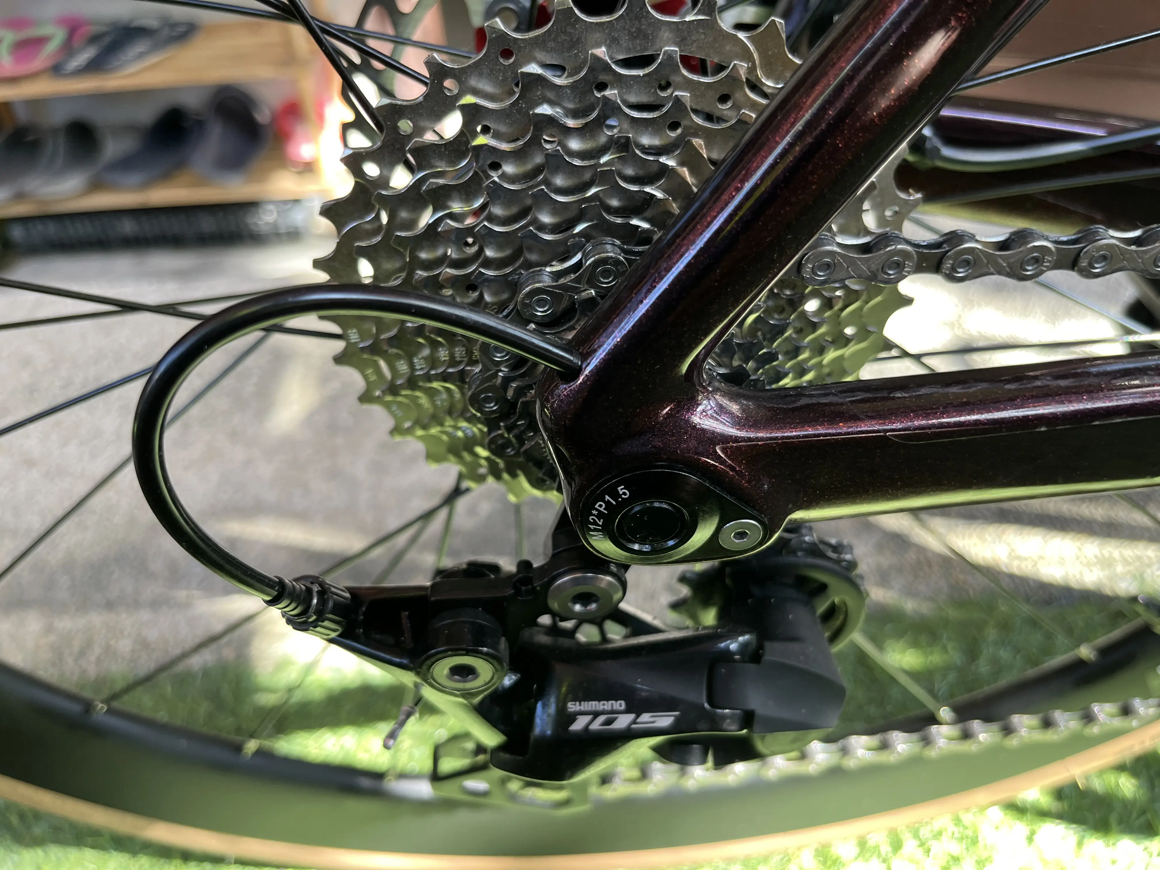 Road bike (Alcott Rosa Blaze)