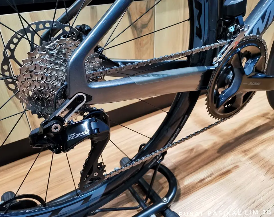 Merida Reacto 6000 105 Di2 With Fulcrum Wind 40DB Carbon Wheelset