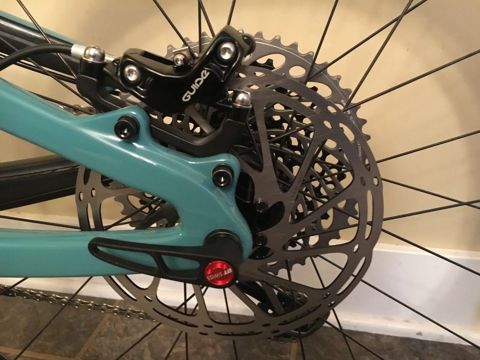 2017 SANTA CRUZ BRONSON CC X01 CARBON MOUNTAIN BIKE LARGE