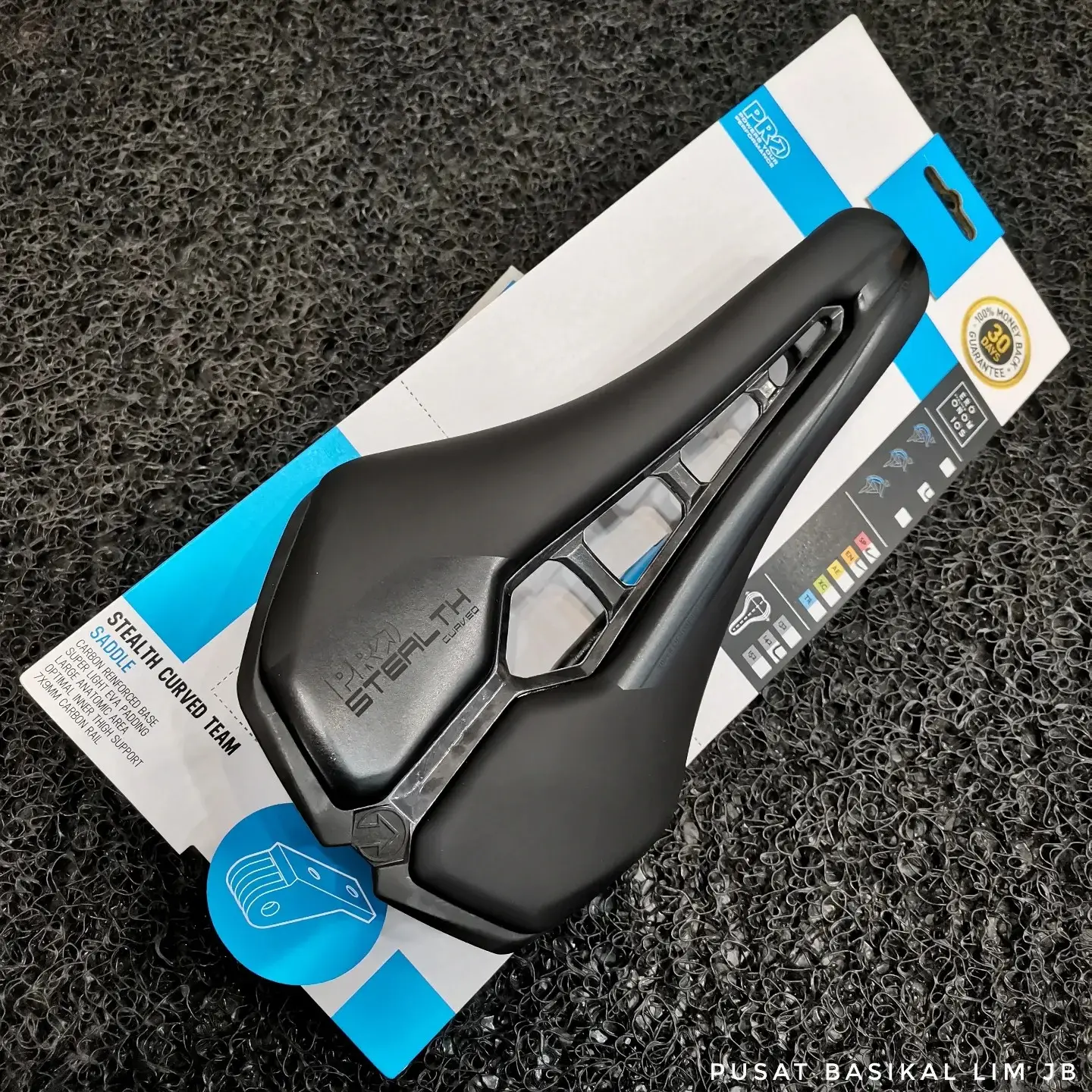 Pro Stealth Curved Team Saddle