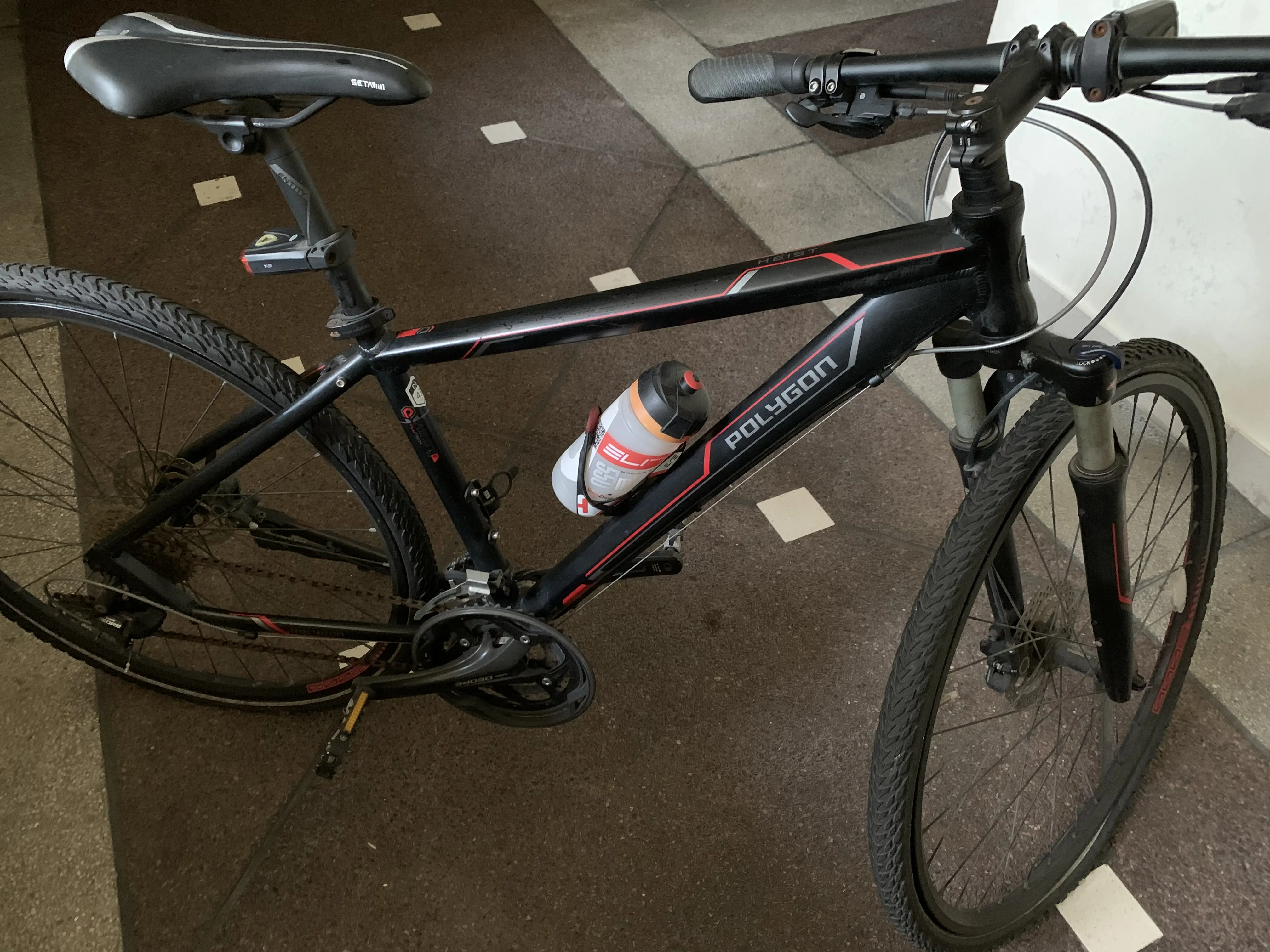 Polygon Heist 5.0 hybrid bike