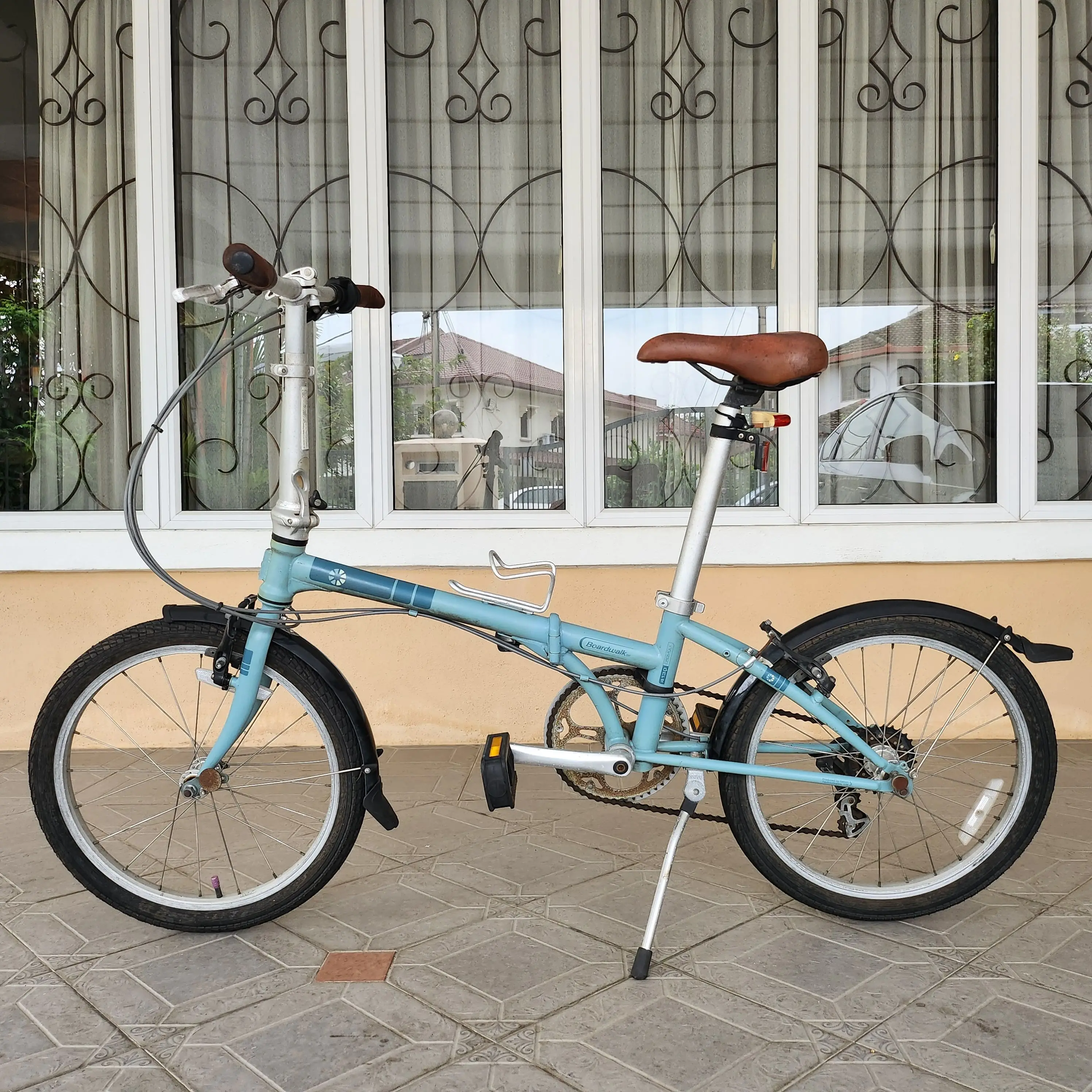 Dahon Boardwalk D7