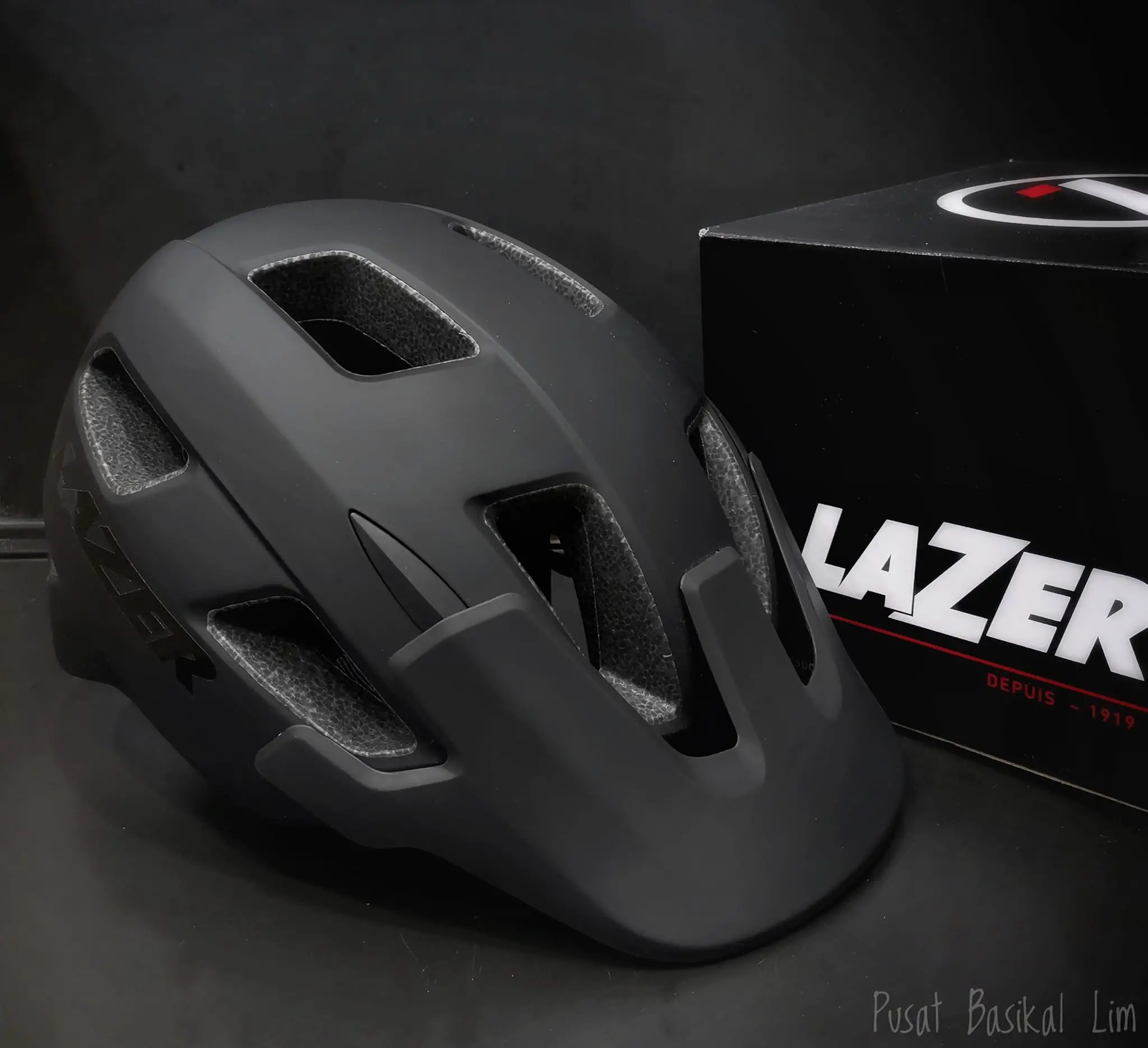 Lazer Chiru Cycling Helmet.