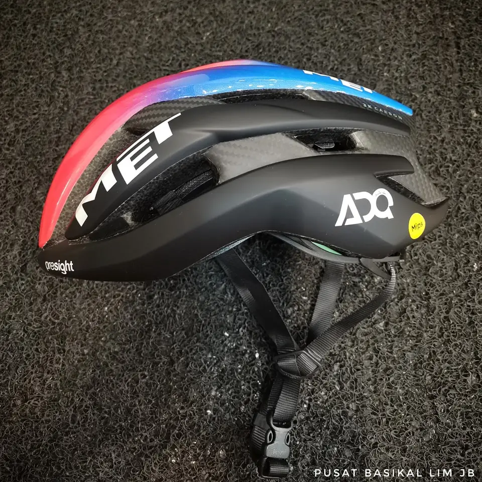 Met Trenta 3K Carbon MIPS Helmet