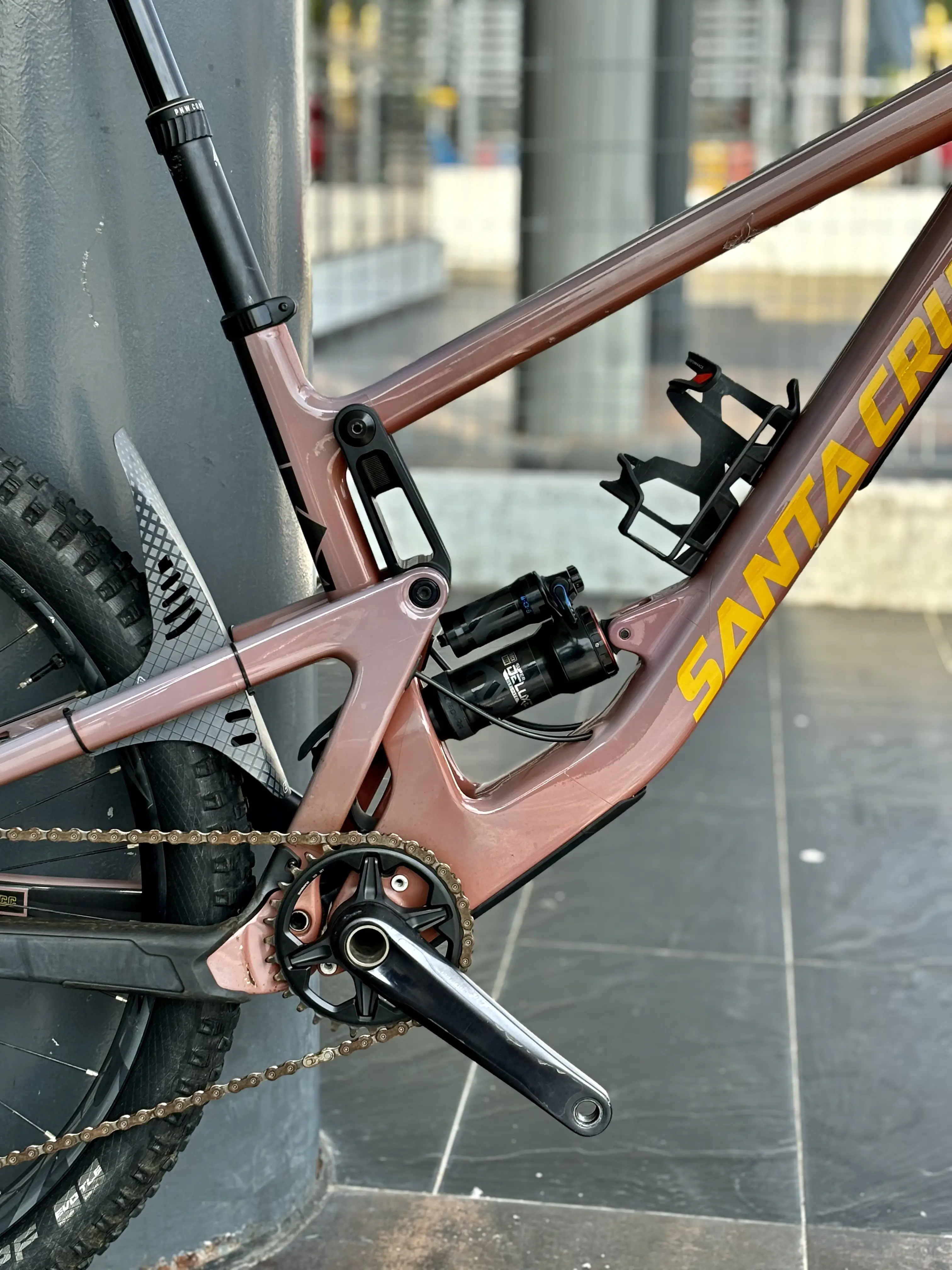 Used Santa Cruz Bronson CC Carbon Trail bike for sale!!!