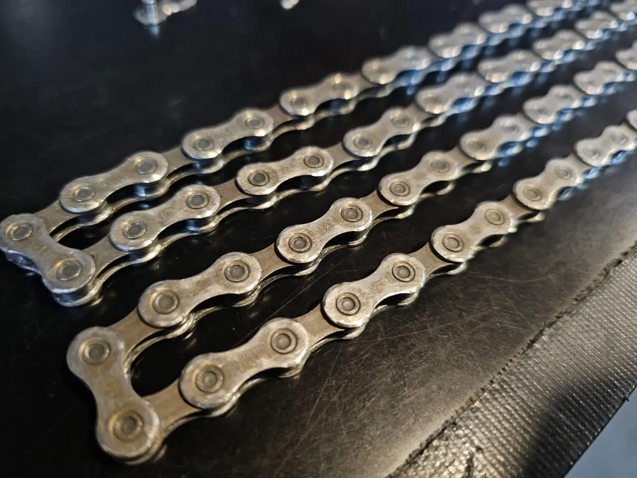 ✅️Shimano 105 HG601 112L Used Chain Condition 0.5>++✅️