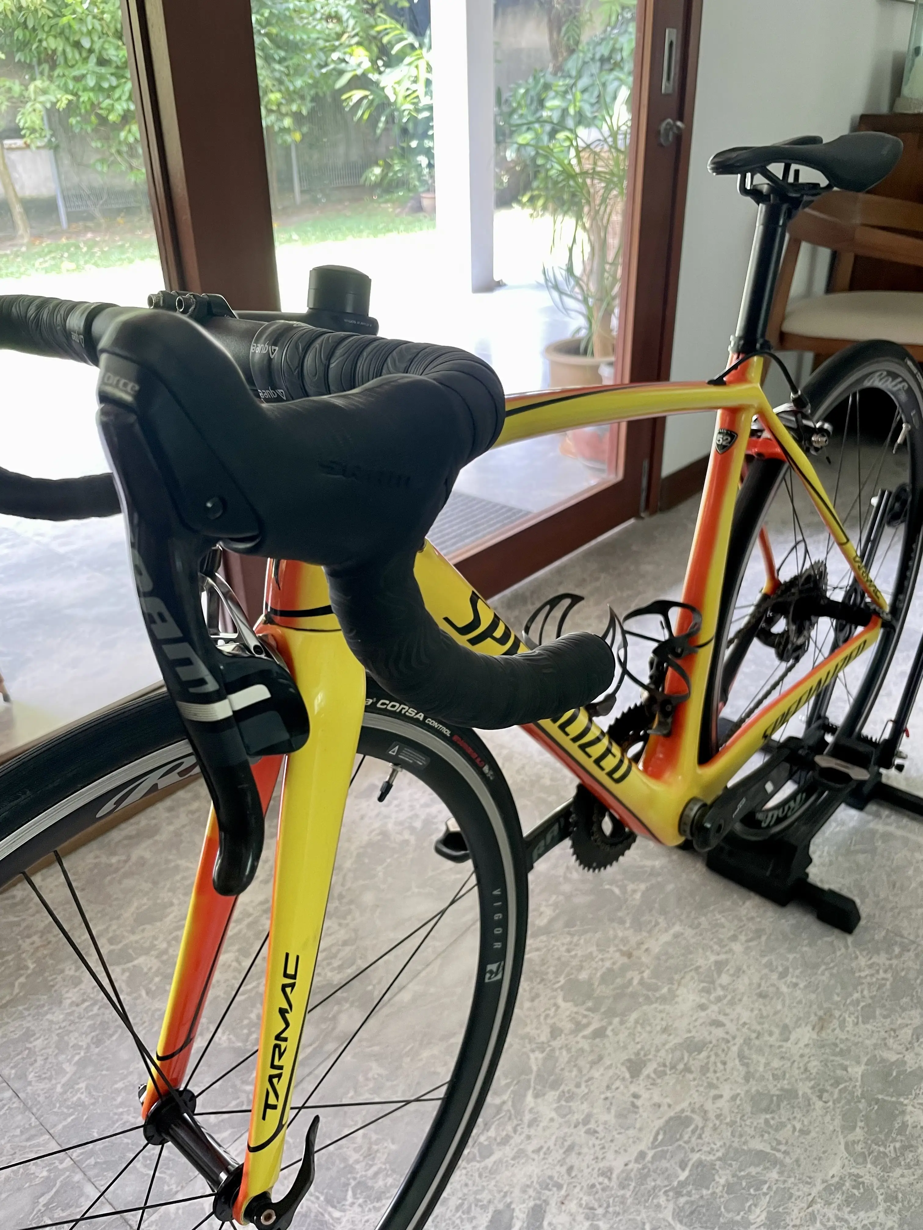 Specialized Carbon Tarmac
