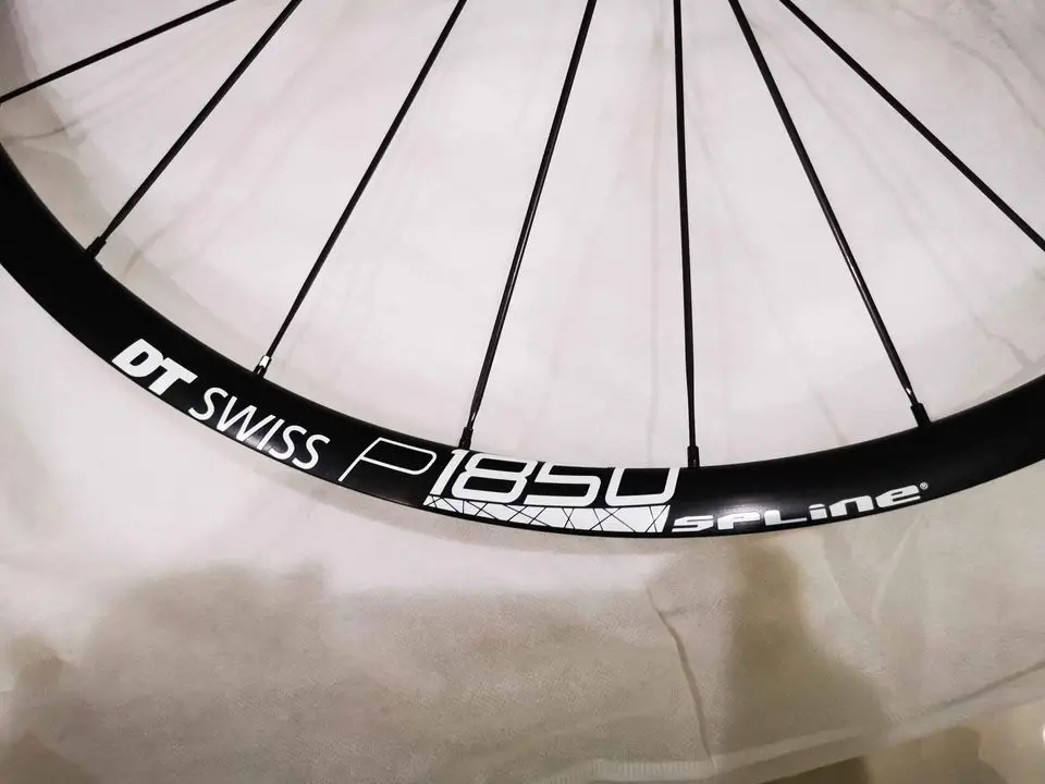 DT Swiss Spline P1850 disc brake wheelset