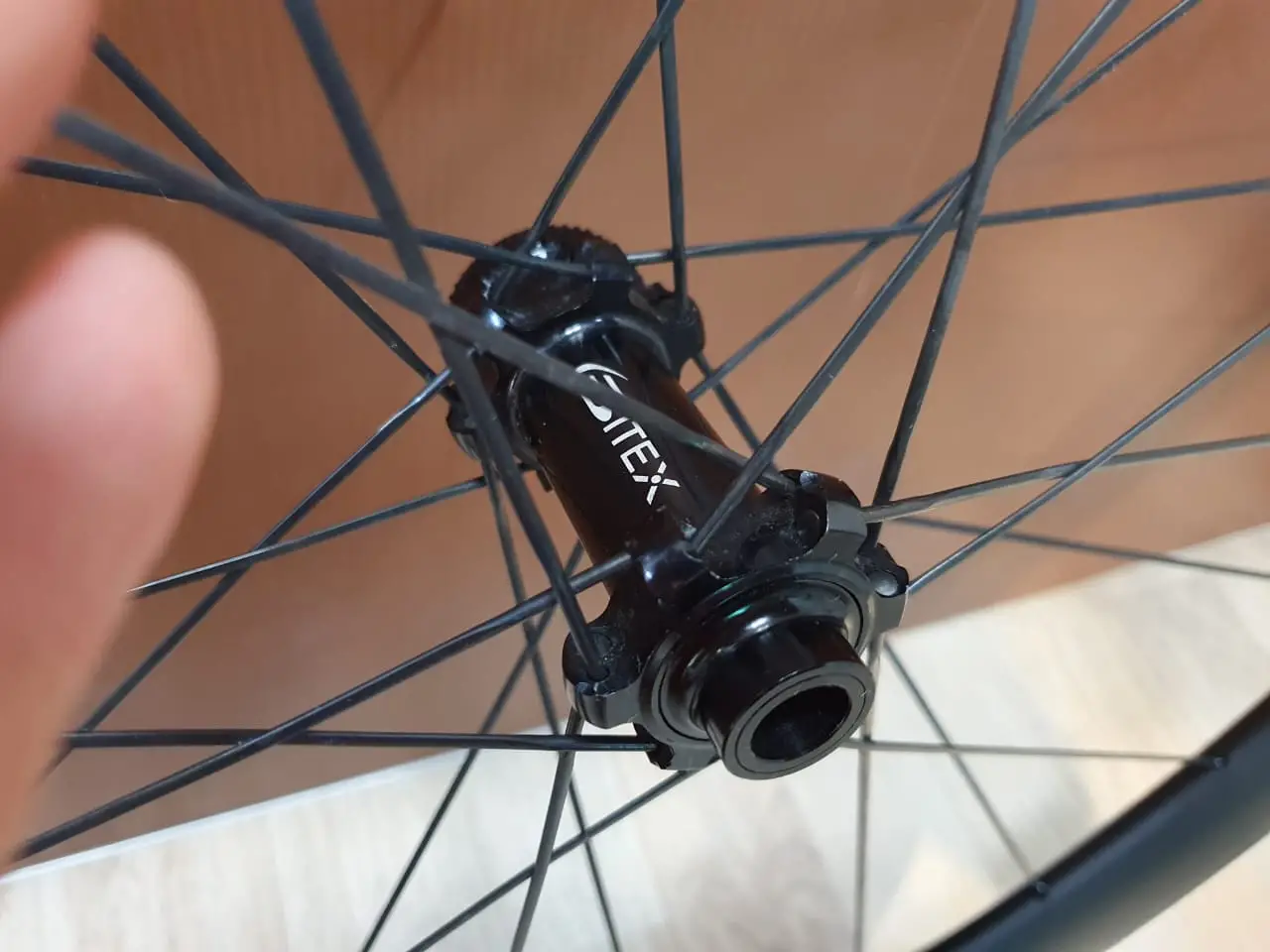 Light Bicycle AR46 Carbon Disc Front Wheel Only