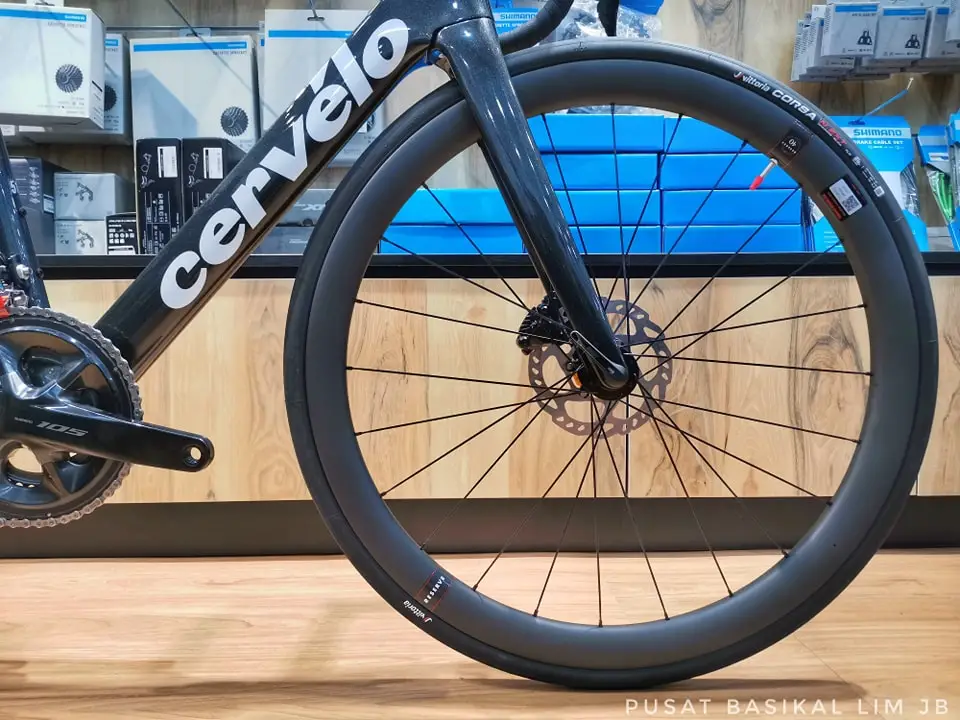 Cervelo Soloist 105 Race Carbon Road Bike
