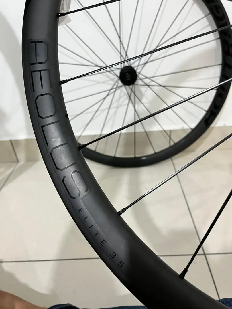 Wheelset - Bontrager Aeolus Elite 35mm