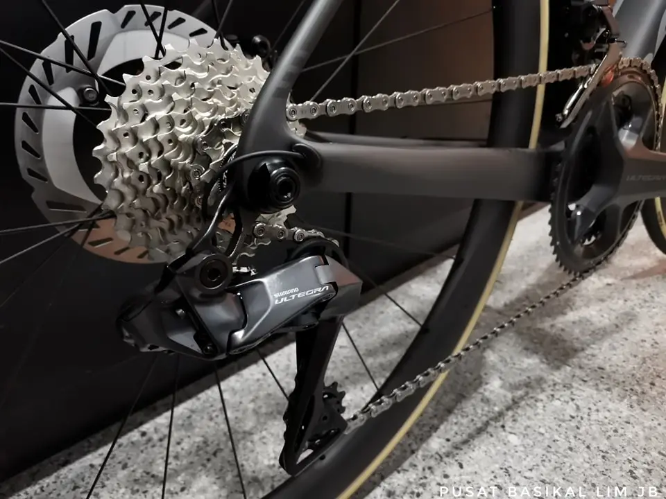 Cervelo R5 Ultegra Di2 With Reserve Carbon Wheelset