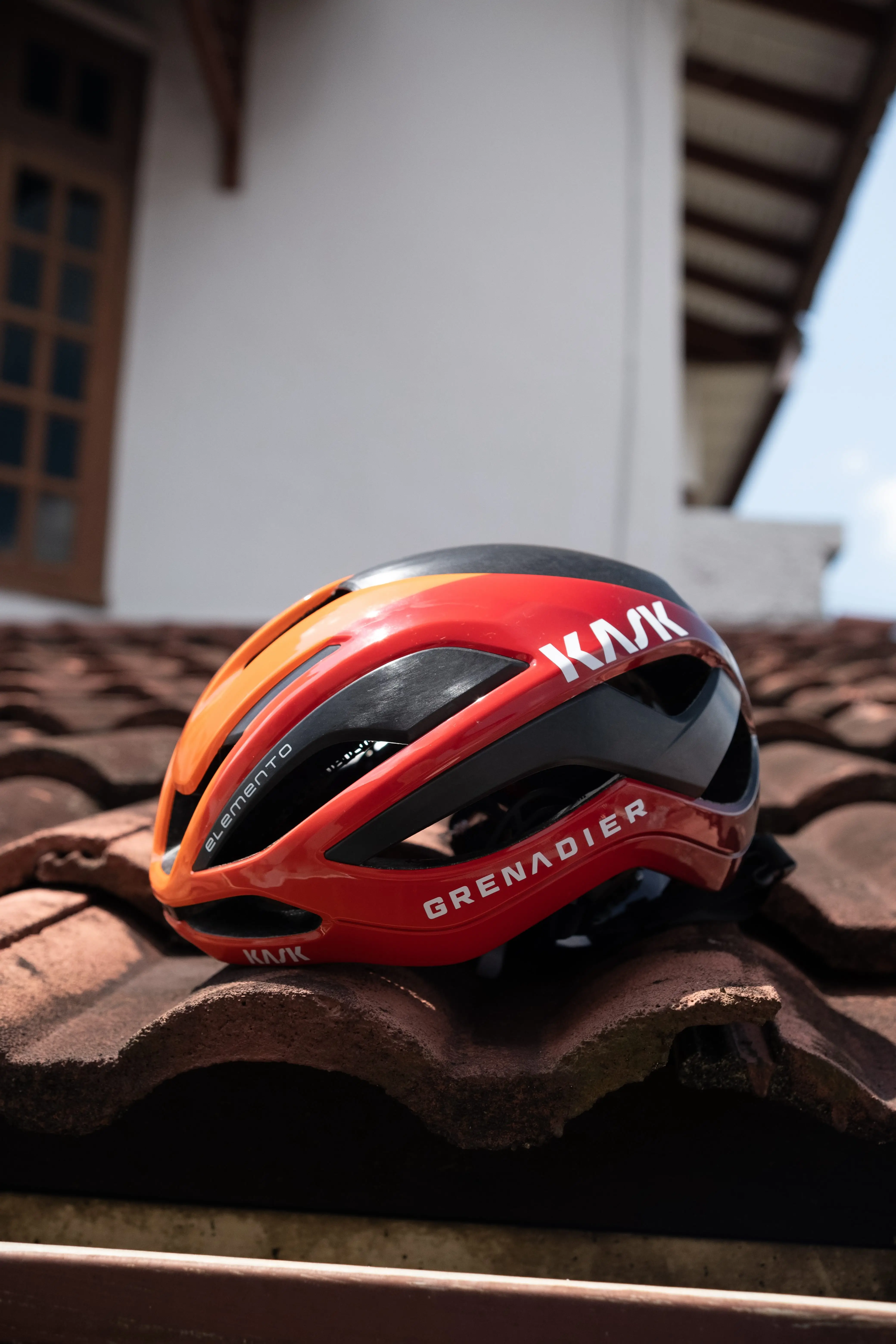 Kask Elemento Ineos