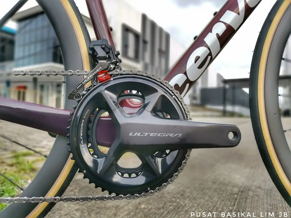 Cervelo R5 Carbon Frameset With Ultegra Di2 & Reserve Carbon Wheelset