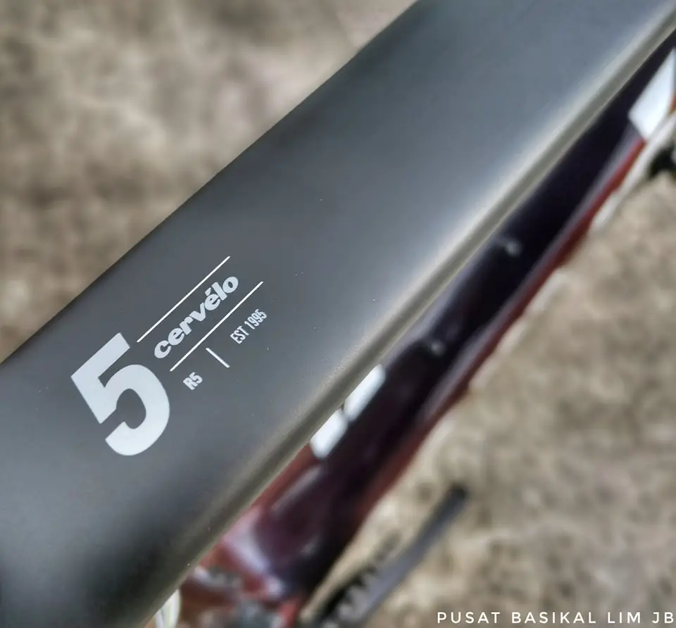 Cervelo R5 Carbon Frameset With Ultegra Di2 & Reserve Carbon Wheelset