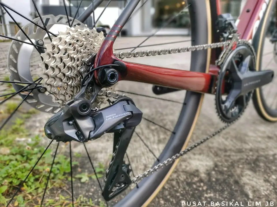 Cervelo R5 Carbon Frameset With Ultegra Di2 & Reserve Carbon Wheelset