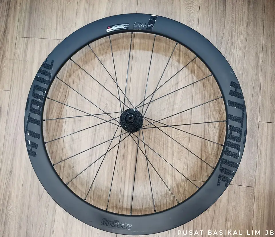 Attaque 50mm Disc Carbon Wheelset