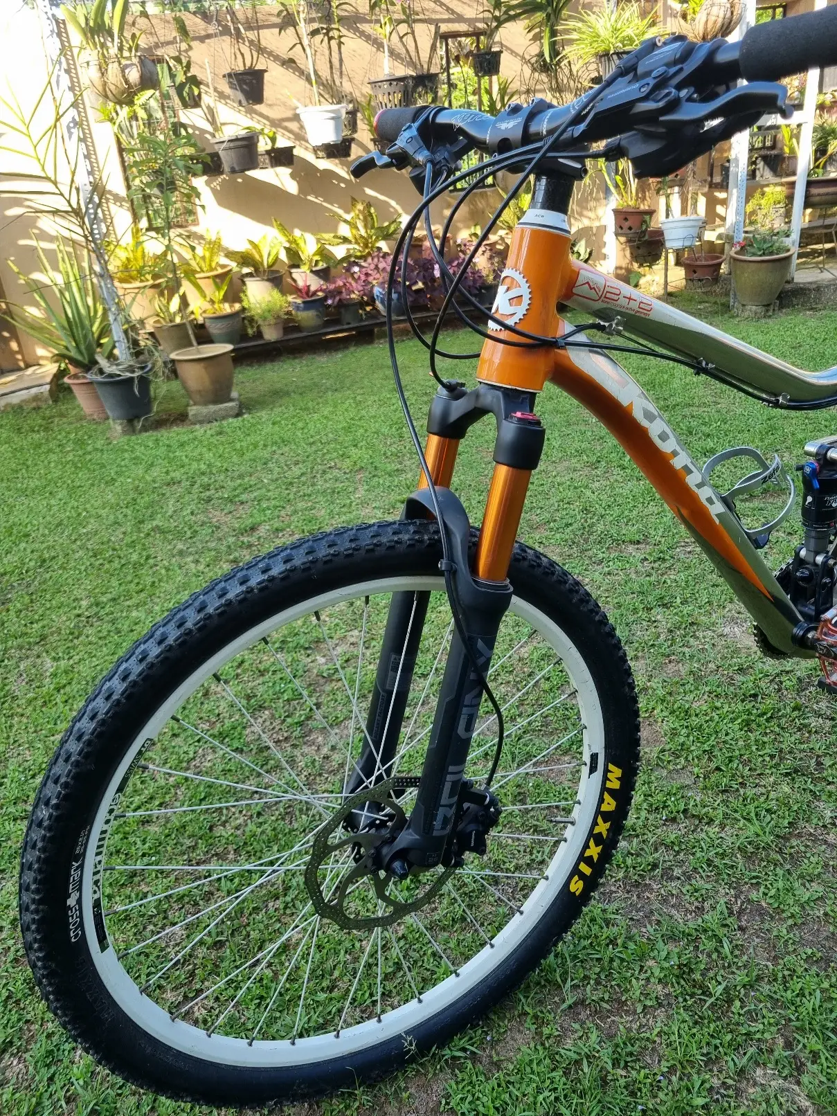 Kona 2+2 scandium full suspension cross country  26" MTB