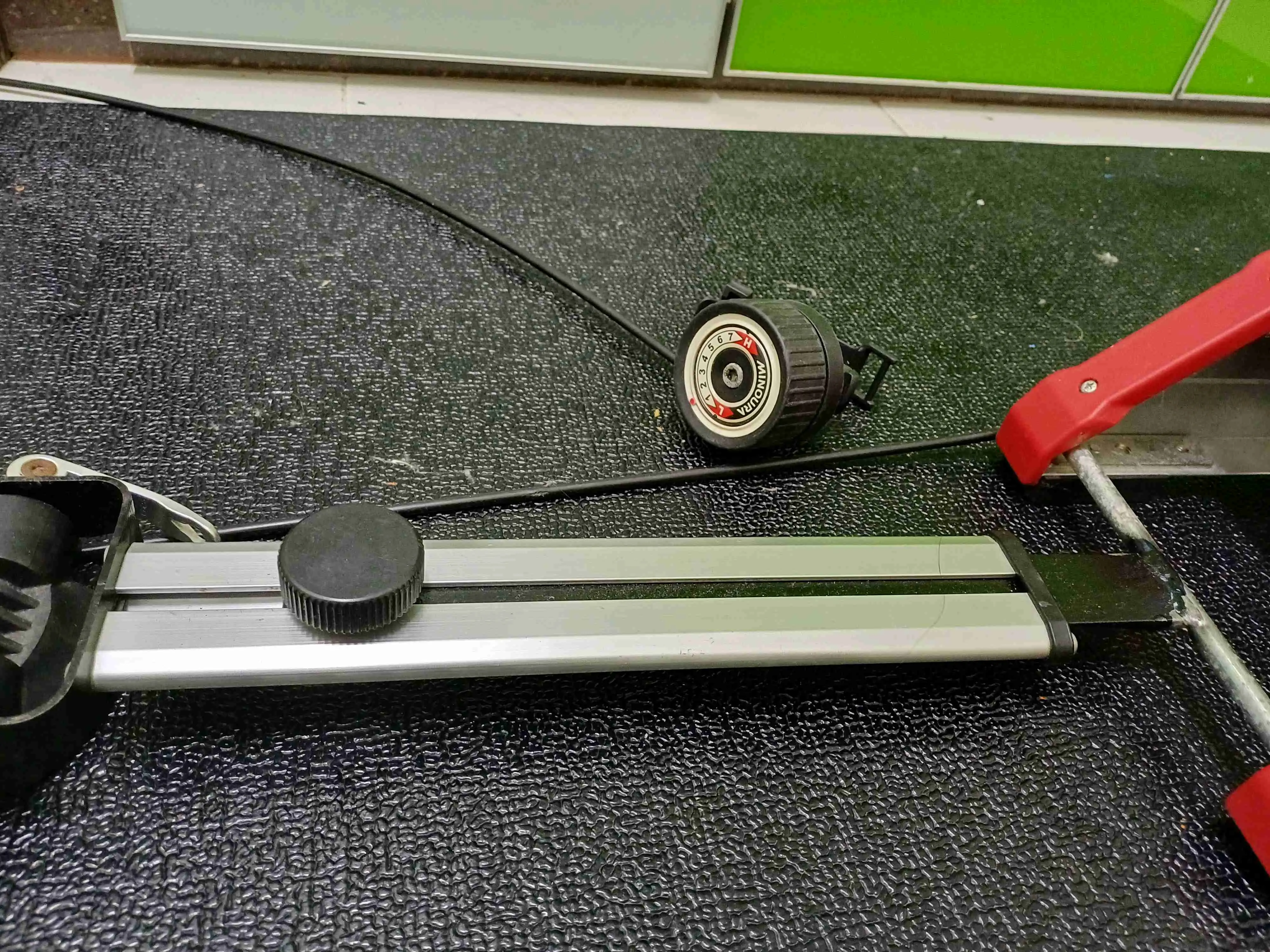 Minuora FG540 Hybrid Roller